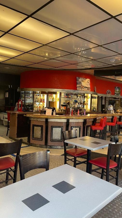 L'Excess Hotel Vierzon Kültér fotó